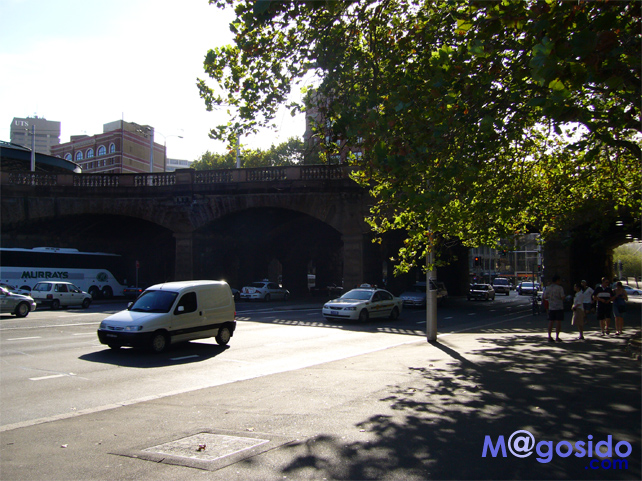 �{���_�C�G�N�X�v���[���[�̃o�X��