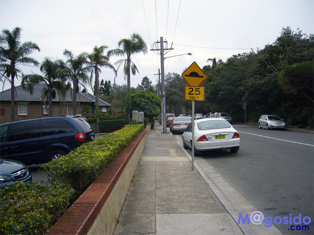 �N���t�X�g���[�g�b���g�\���Y�x�C�A�T�E�X�w�b�h�A�M���b�v