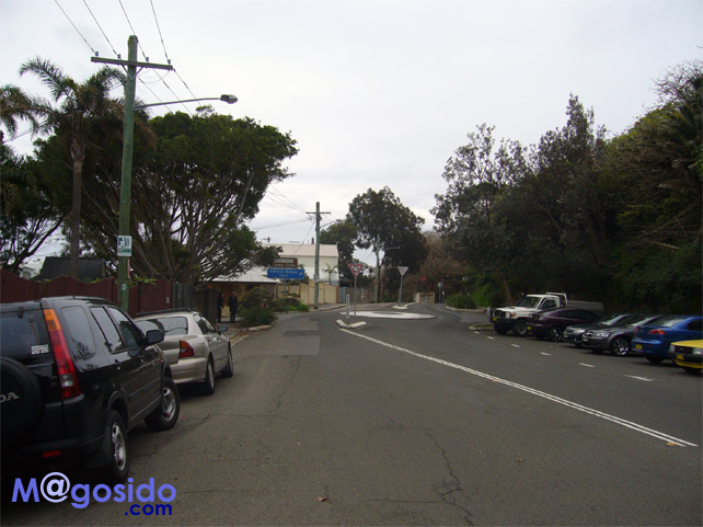 �N���t�X�g���[�g�b���g�\���Y�x�C�A�T�E�X�w�b�h�A�M���b�v