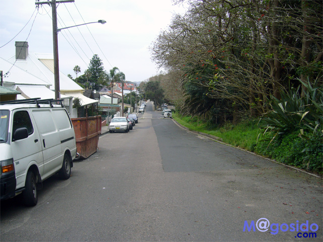 �N���t�X�g���[�g�b���g�\���Y�x�C�A�T�E�X�w�b�h�A�M���b�v