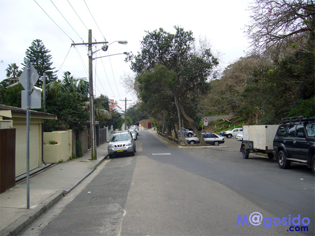 �N���t�X�g���[�g�b���g�\���Y�x�C�A�T�E�X�w�b�h�A�M���b�v